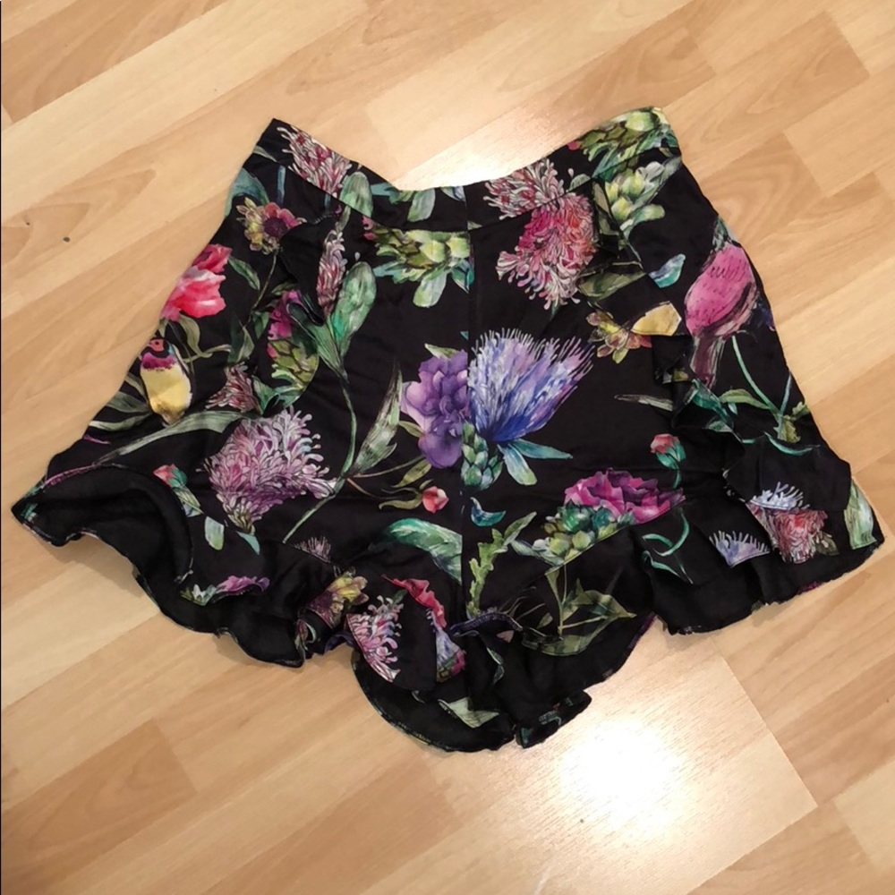 H&M Brand high waisted shorts